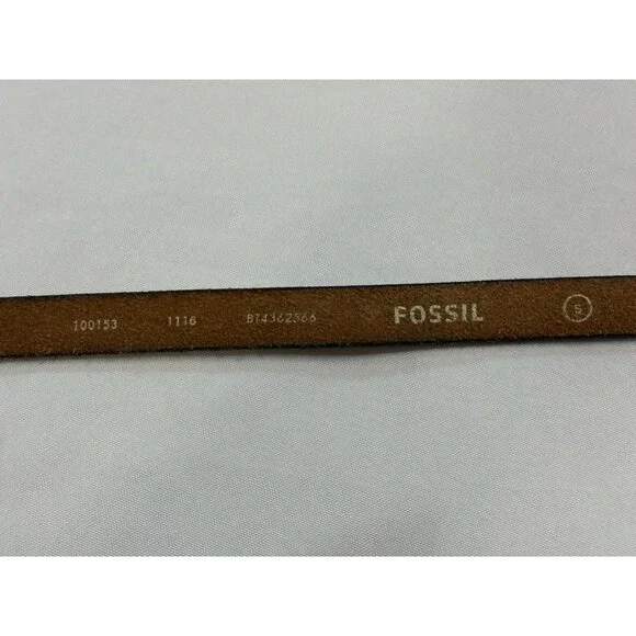 Fossil Women’s brown leather belt with a woven striped design Size S - Picture 5 of 5